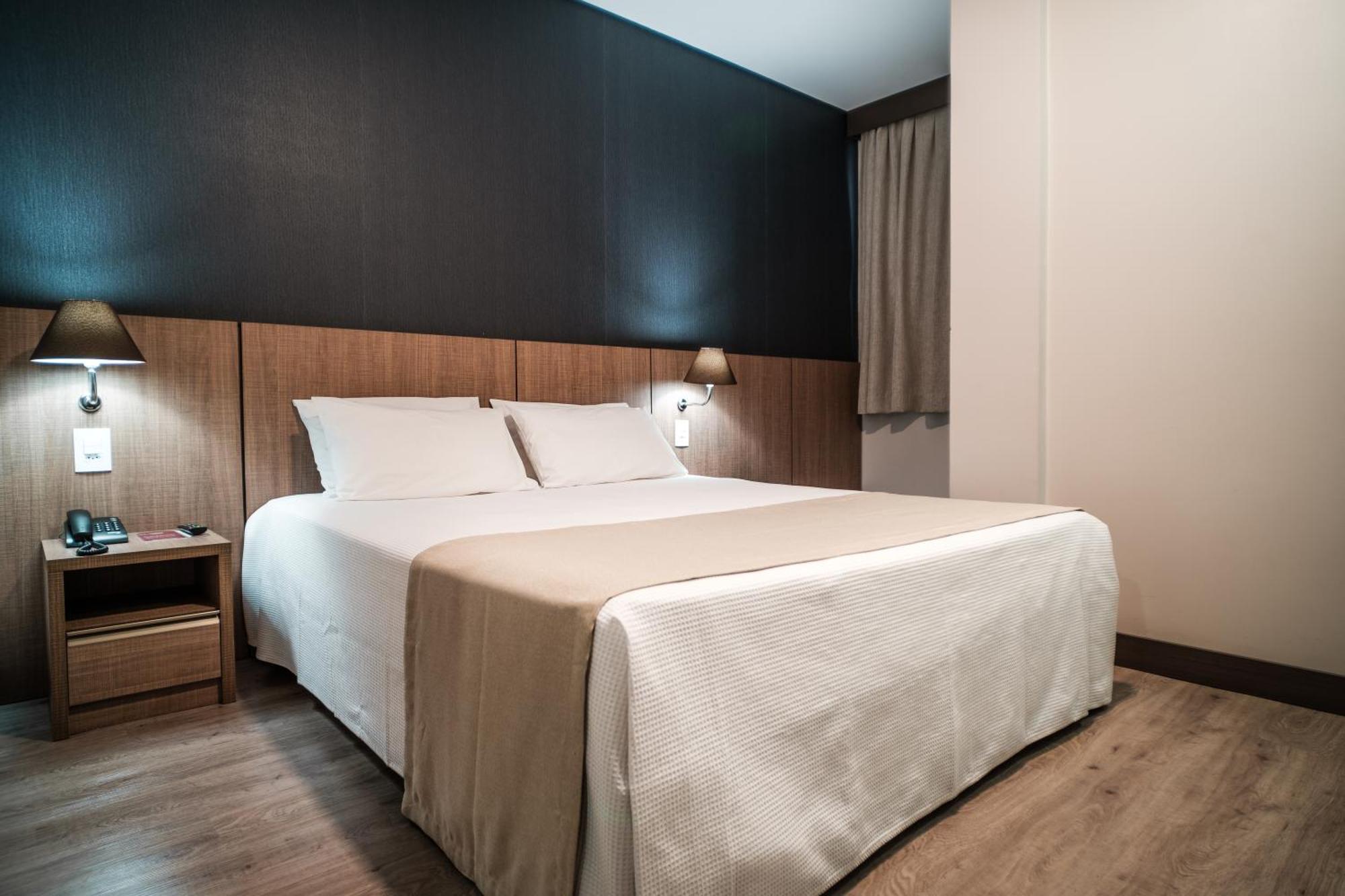 Bello Hotel Toledo  Eksteriør bilde